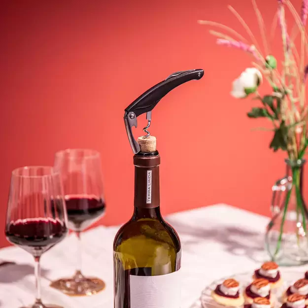 Kompaktiškas kamščiatraukis  1